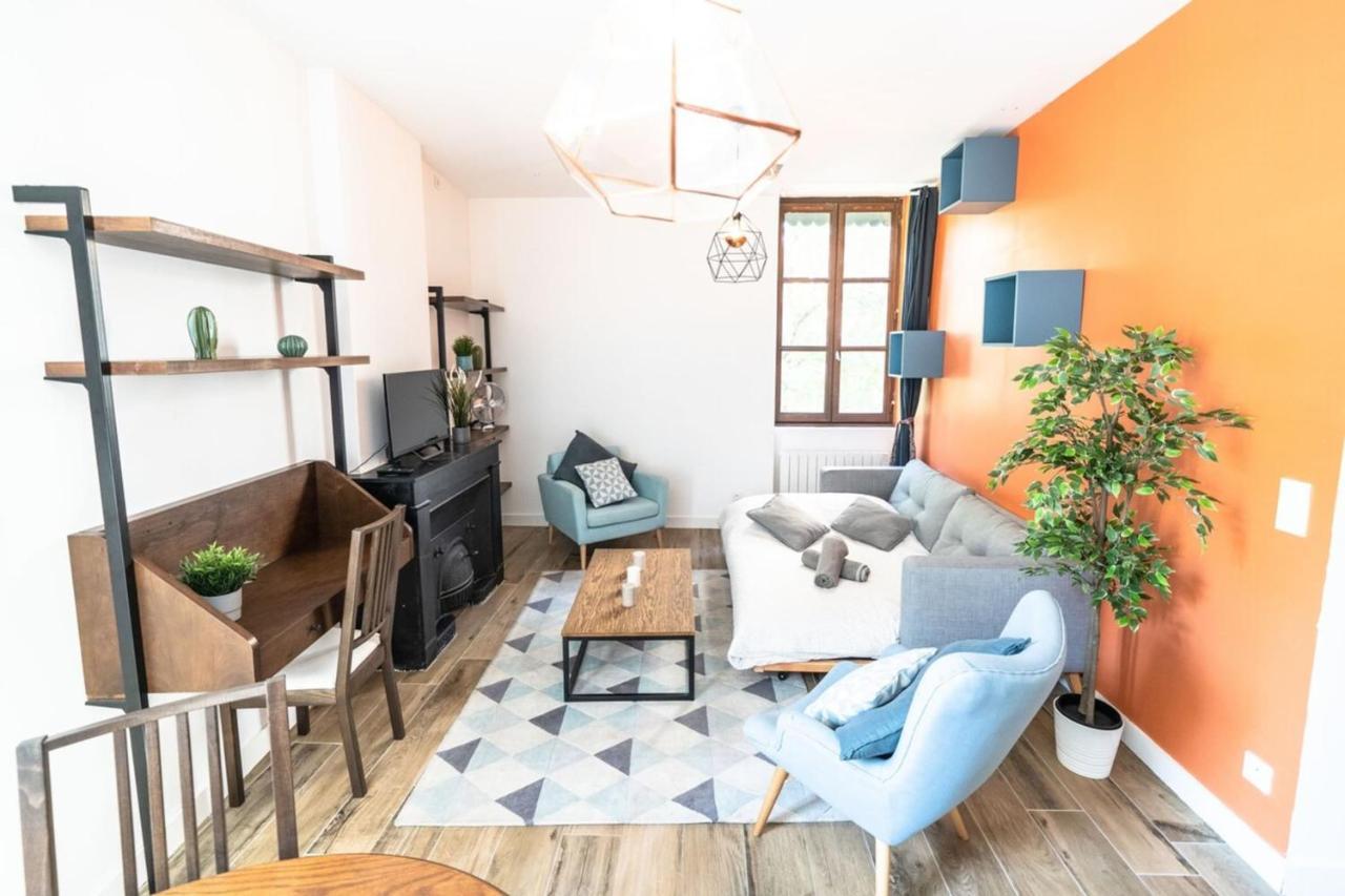 Appartement Situe A -Part Dieu Lione Esterno foto