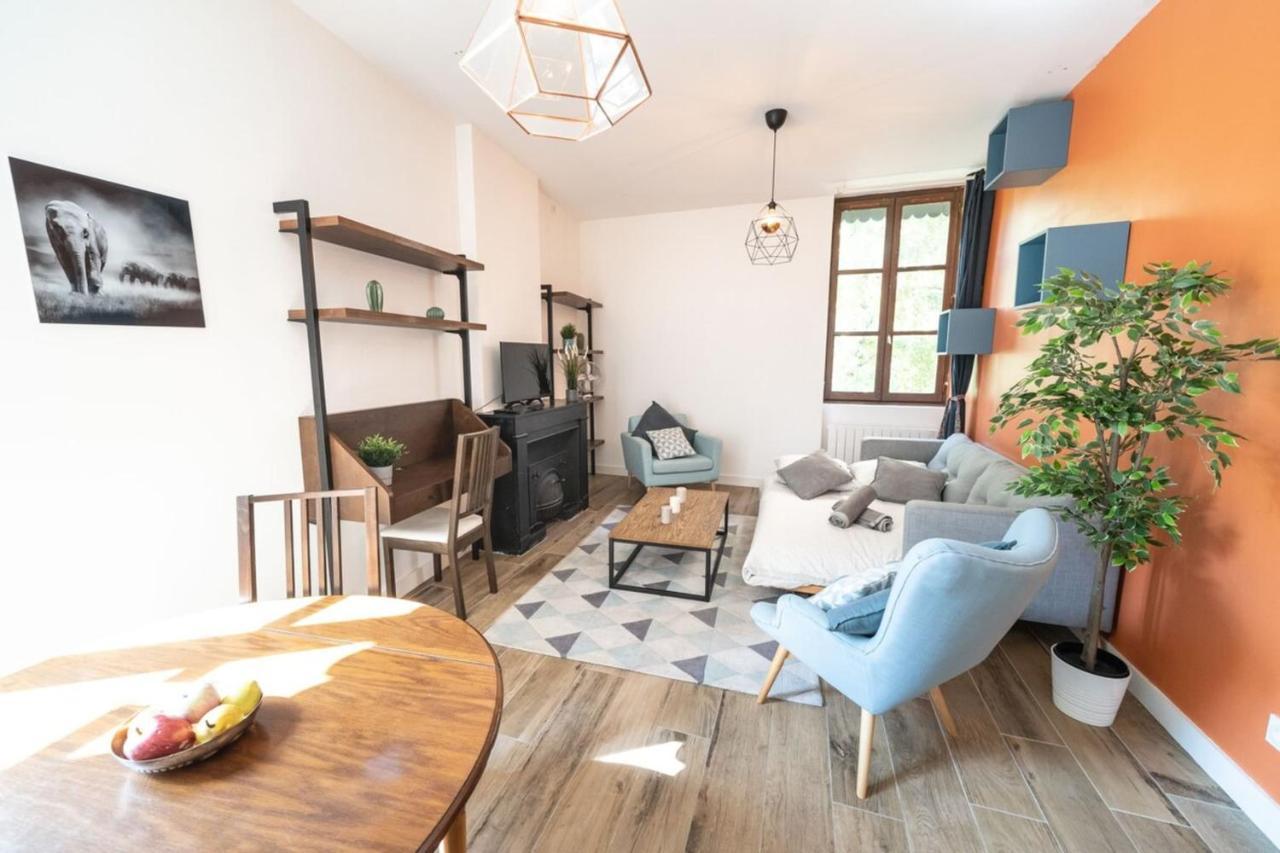 Appartement Situe A -Part Dieu Lione Esterno foto