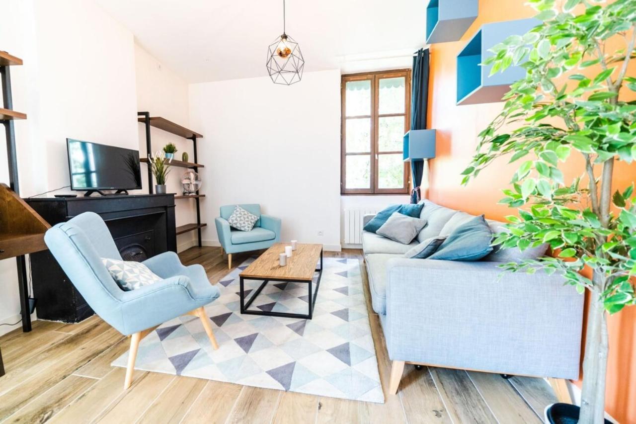 Appartement Situe A -Part Dieu Lione Esterno foto